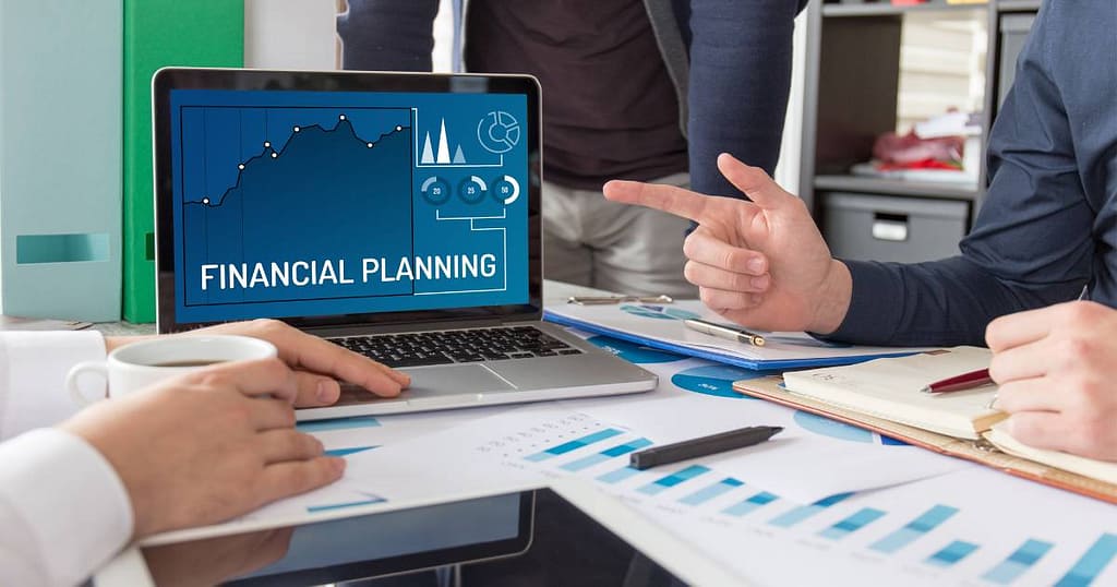 Financial Planning to grows your investment | @smartmoneyjulie juliechoo.com